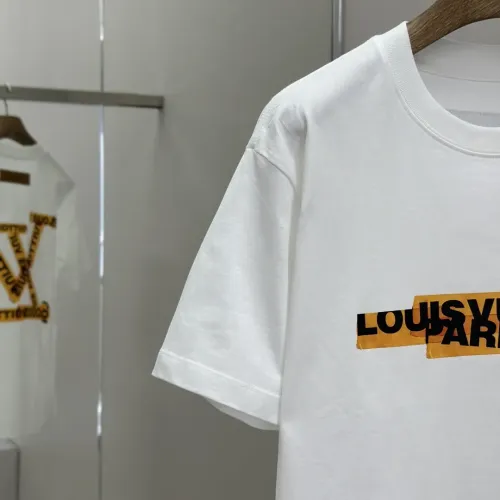 Replica Louis Vuitton LV T-Shirts Short Sleeved For Men #1469979 $42.00 USD for Wholesale