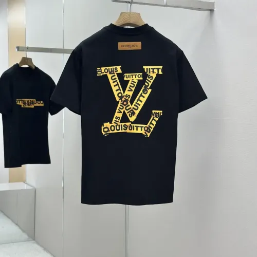 Replica Louis Vuitton LV T-Shirts Short Sleeved For Men #1469980 $42.00 USD for Wholesale