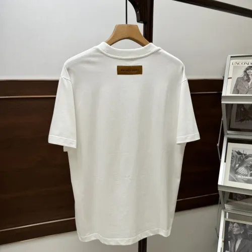Replica Louis Vuitton LV T-Shirts Short Sleeved For Men #1469991 $42.00 USD for Wholesale