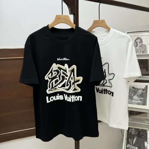 Replica Louis Vuitton LV T-Shirts Short Sleeved For Men #1469992 $42.00 USD for Wholesale