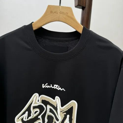 Replica Louis Vuitton LV T-Shirts Short Sleeved For Men #1469992 $42.00 USD for Wholesale