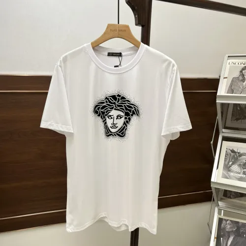Wholesale Versace T-Shirts Short Sleeved For Men #1469999 $42.00 USD, Wholesale Quality Replica Versace T-Shirts