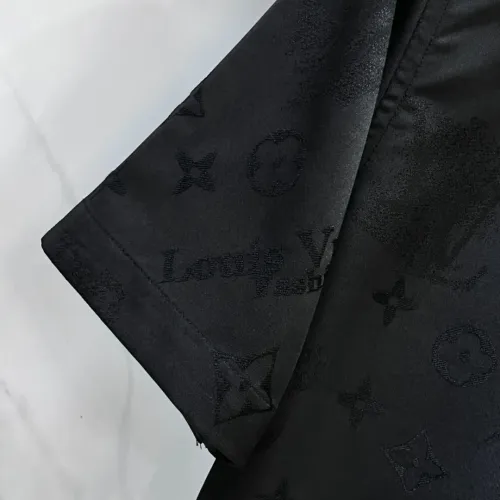 Replica Louis Vuitton LV Shirts Short Sleeved For Men #1470131 $82.00 USD for Wholesale
