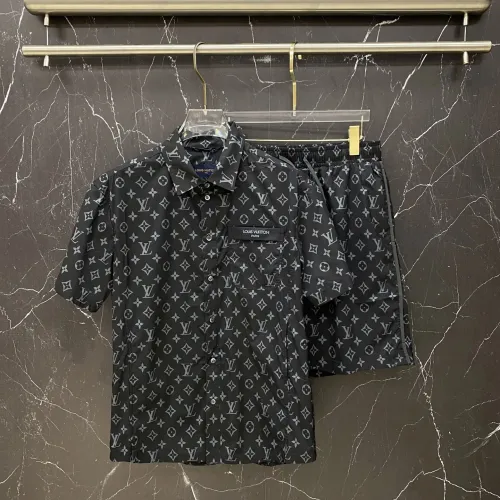 Wholesale Louis Vuitton LV Tracksuits Short Sleeved For Men #1470135 $128.00 USD, Wholesale Quality Replica Louis Vuitton LV Tracksuits