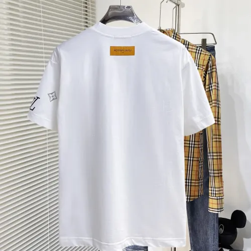 Replica Louis Vuitton LV T-Shirts Short Sleeved For Unisex #1470409 $60.00 USD for Wholesale