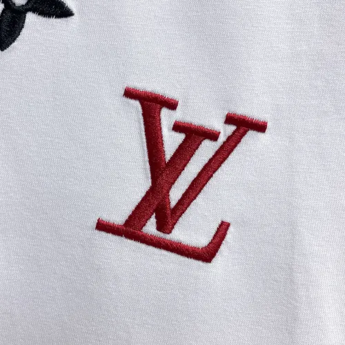 Replica Louis Vuitton LV T-Shirts Short Sleeved For Unisex #1470409 $60.00 USD for Wholesale