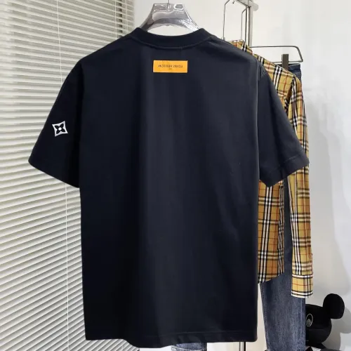 Replica Louis Vuitton LV T-Shirts Short Sleeved For Unisex #1470411 $60.00 USD for Wholesale