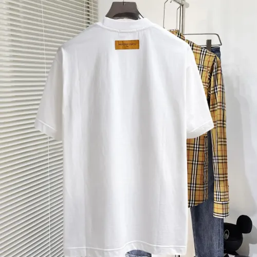 Replica Louis Vuitton LV T-Shirts Short Sleeved For Unisex #1470413 $60.00 USD for Wholesale