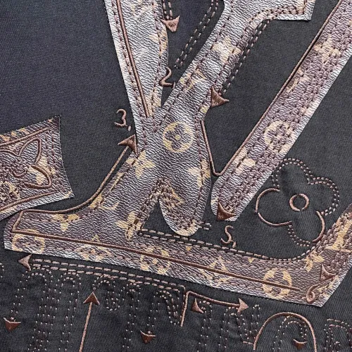 Replica Louis Vuitton LV T-Shirts Short Sleeved For Unisex #1470425 $60.00 USD for Wholesale
