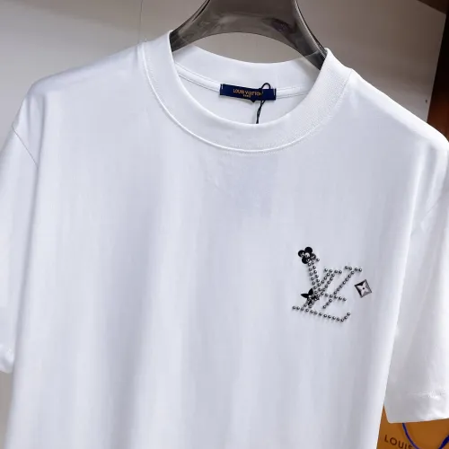 Replica Louis Vuitton LV T-Shirts Short Sleeved For Men #1470426 $60.00 USD for Wholesale