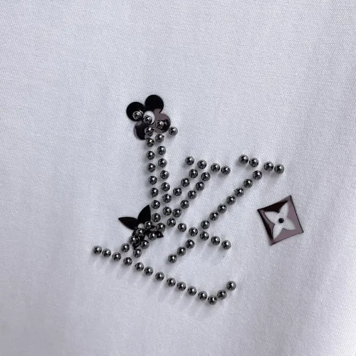 Replica Louis Vuitton LV T-Shirts Short Sleeved For Men #1470426 $60.00 USD for Wholesale