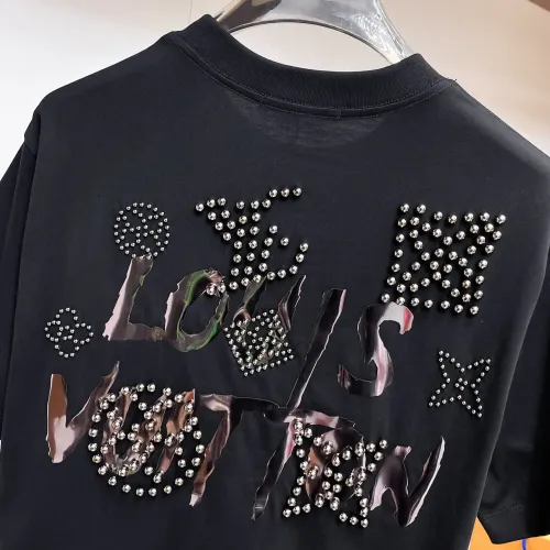 Replica Louis Vuitton LV T-Shirts Short Sleeved For Men #1470427 $60.00 USD for Wholesale