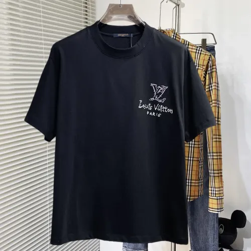 Replica Louis Vuitton LV T-Shirts Short Sleeved For Men #1470429 $60.00 USD for Wholesale