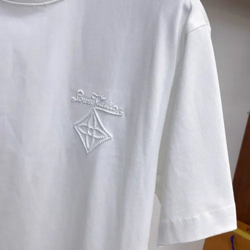 Replica Louis Vuitton LV T-Shirts Short Sleeved For Men #1470430 $60.00 USD for Wholesale