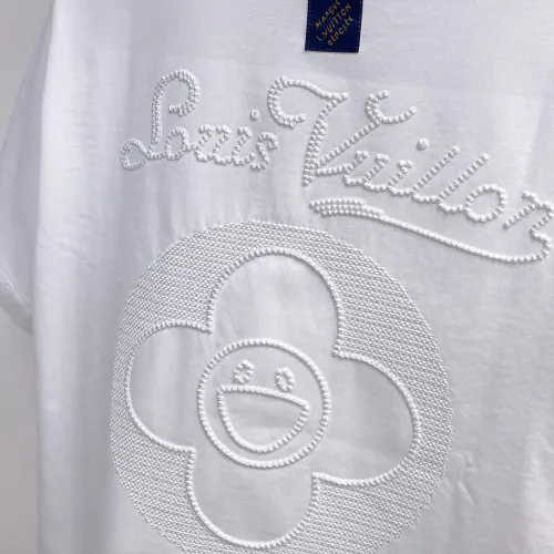 Replica Louis Vuitton LV T-Shirts Short Sleeved For Men #1470430 $60.00 USD for Wholesale
