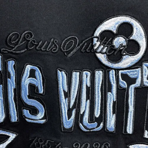 Replica Louis Vuitton LV T-Shirts Short Sleeved For Men #1470435 $60.00 USD for Wholesale