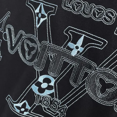 Replica Louis Vuitton LV T-Shirts Short Sleeved For Men #1470438 $60.00 USD for Wholesale