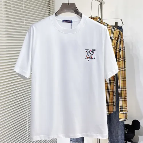 Replica Louis Vuitton LV T-Shirts Short Sleeved For Men #1470439 $60.00 USD for Wholesale