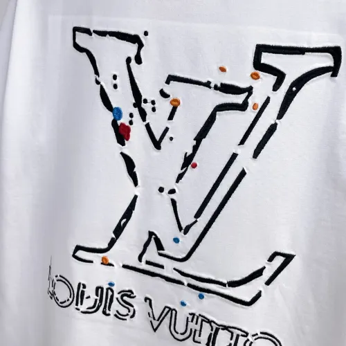 Replica Louis Vuitton LV T-Shirts Short Sleeved For Men #1470439 $60.00 USD for Wholesale
