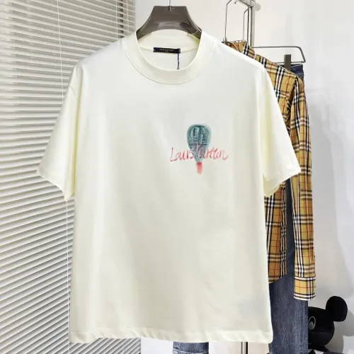 Replica Louis Vuitton LV T-Shirts Short Sleeved For Men #1470441 $60.00 USD for Wholesale