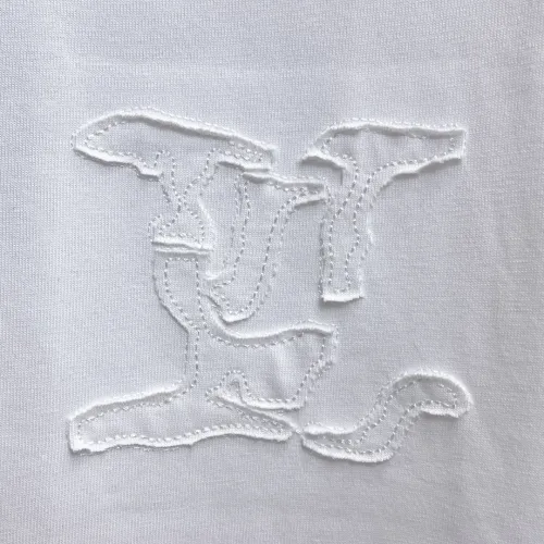 Replica Louis Vuitton LV T-Shirts Short Sleeved For Men #1470443 $60.00 USD for Wholesale