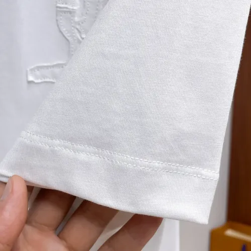 Replica Louis Vuitton LV T-Shirts Short Sleeved For Men #1470443 $60.00 USD for Wholesale