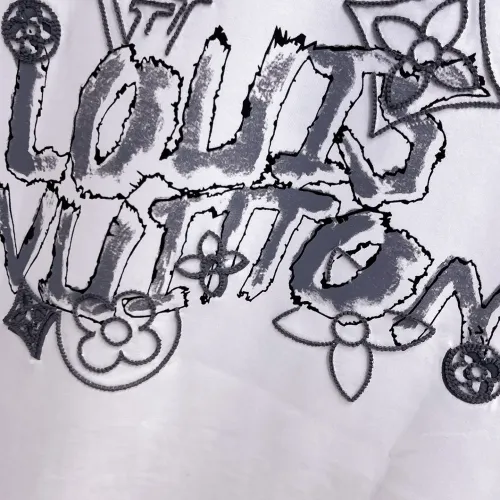 Replica Louis Vuitton LV T-Shirts Short Sleeved For Men #1470445 $60.00 USD for Wholesale