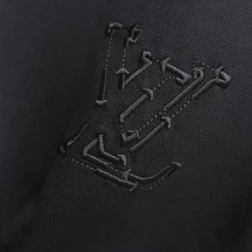 Replica Louis Vuitton LV T-Shirts Short Sleeved For Men #1470446 $60.00 USD for Wholesale