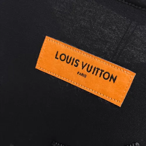Replica Louis Vuitton LV T-Shirts Short Sleeved For Men #1470446 $60.00 USD for Wholesale