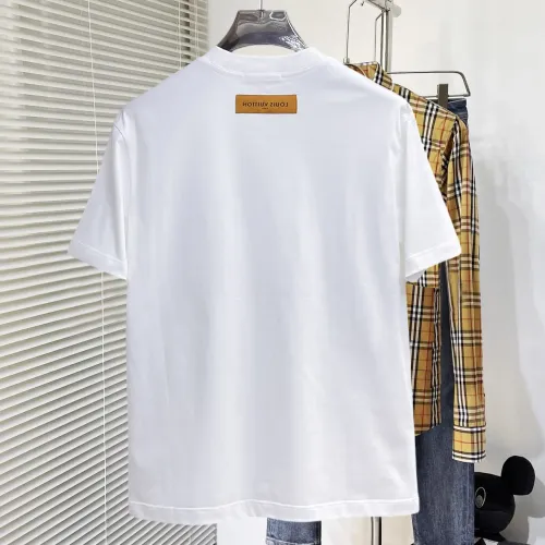 Replica Louis Vuitton LV T-Shirts Short Sleeved For Men #1470447 $60.00 USD for Wholesale