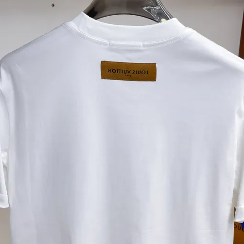 Replica Louis Vuitton LV T-Shirts Short Sleeved For Men #1470447 $60.00 USD for Wholesale