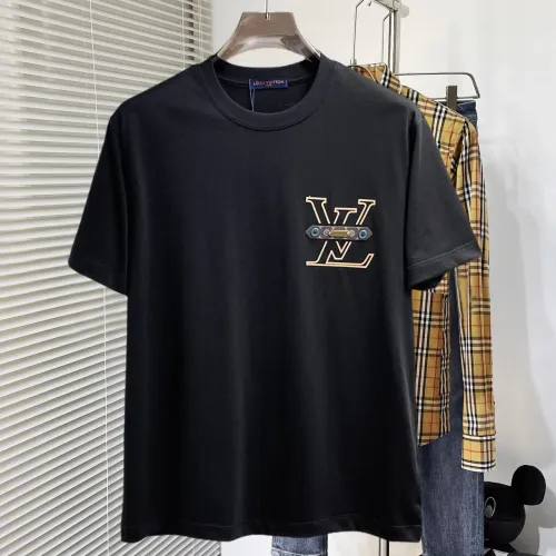 Wholesale Louis Vuitton LV T-Shirts Short Sleeved For Men #1470448 $60.00 USD, Wholesale Quality Replica Louis Vuitton LV T-Shirts