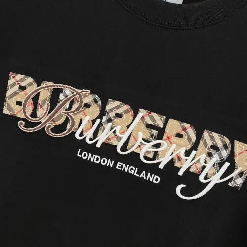 Replica Burberry T-Shirts Short Sleeved For Men #1470457 $60.00 USD for Wholesale