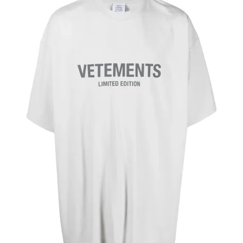 Wholesale VETEMENTS T-Shirts Short Sleeved For Unisex #1470471 $36.00 USD, Wholesale Quality Replica VETEMENTS T-Shirts