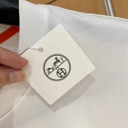 Replica Hermes T-Shirts Short Sleeved For Men #1470486 $60.00 USD for Wholesale