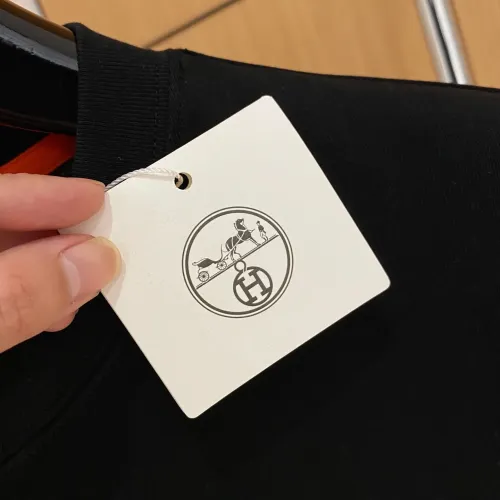 Replica Hermes T-Shirts Short Sleeved For Men #1470487 $60.00 USD for Wholesale