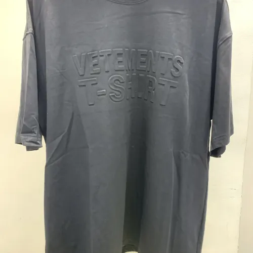 Wholesale VETEMENTS T-Shirts Short Sleeved For Unisex #1470490 $36.00 USD, Wholesale Quality Replica VETEMENTS T-Shirts