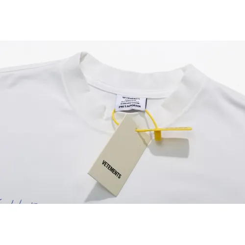 Replica VETEMENTS T-Shirts Short Sleeved For Unisex #1470496 $36.00 USD for Wholesale