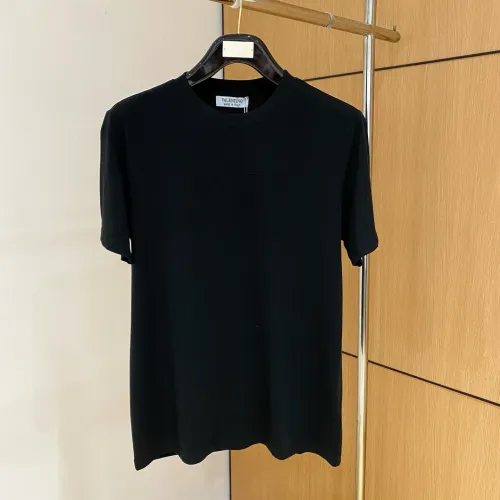 Wholesale Valentino T-Shirts Short Sleeved For Men #1470502 $60.00 USD, Wholesale Quality Replica Valentino T-Shirts