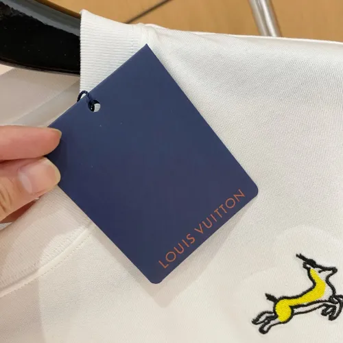 Replica Louis Vuitton LV T-Shirts Short Sleeved For Men #1470511 $60.00 USD for Wholesale