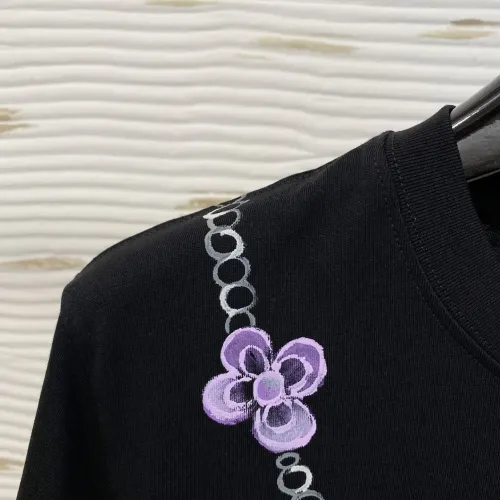 Replica Louis Vuitton LV T-Shirts Short Sleeved For Men #1470514 $60.00 USD for Wholesale