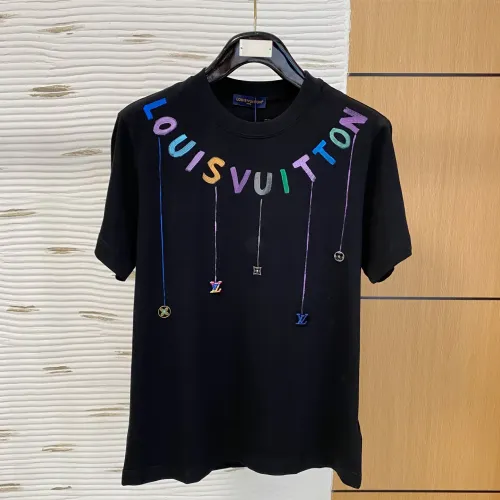 Wholesale Louis Vuitton LV T-Shirts Short Sleeved For Men #1470516 $60.00 USD, Wholesale Quality Replica Louis Vuitton LV T-Shirts