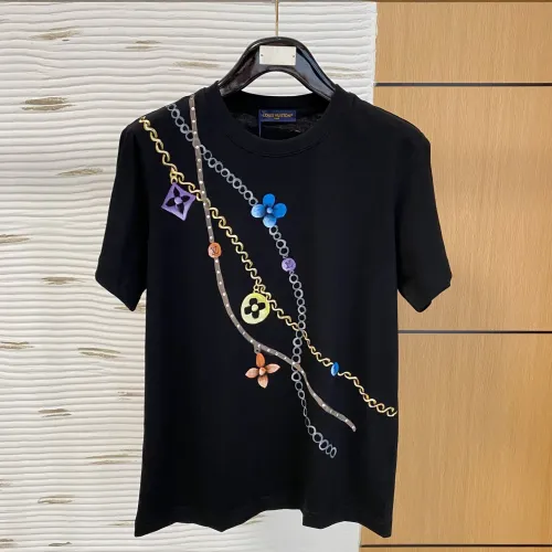 Wholesale Louis Vuitton LV T-Shirts Short Sleeved For Men #1470518 $60.00 USD, Wholesale Quality Replica Louis Vuitton LV T-Shirts