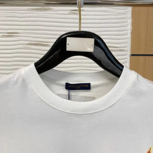 Replica Louis Vuitton LV T-Shirts Short Sleeved For Men #1470519 $60.00 USD for Wholesale