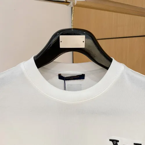 Replica Louis Vuitton LV T-Shirts Short Sleeved For Men #1470521 $60.00 USD for Wholesale