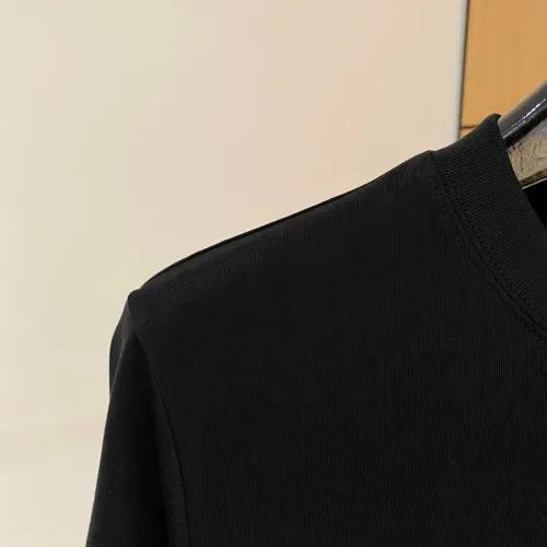 Replica Louis Vuitton LV T-Shirts Short Sleeved For Men #1470522 $60.00 USD for Wholesale