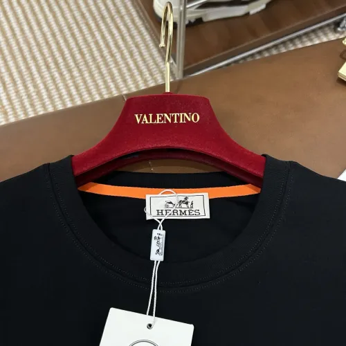 Replica Hermes T-Shirts Short Sleeved For Men #1470538 $60.00 USD for Wholesale