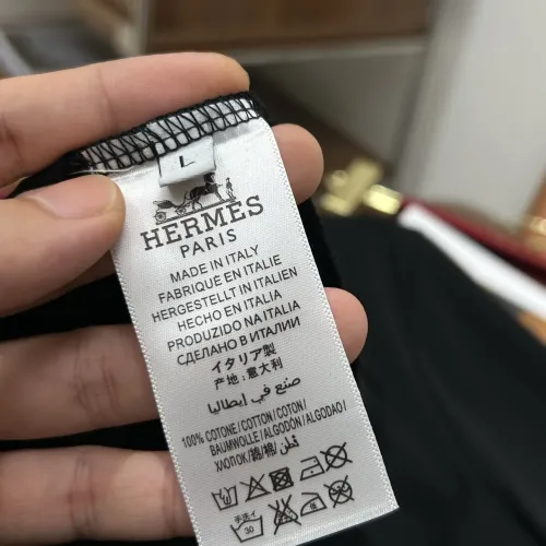 Replica Hermes T-Shirts Short Sleeved For Men #1470538 $60.00 USD for Wholesale