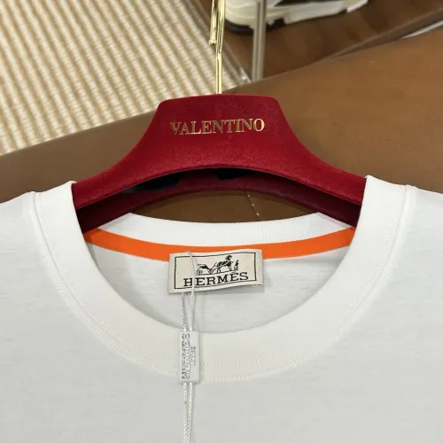 Replica Hermes T-Shirts Short Sleeved For Men #1470539 $60.00 USD for Wholesale