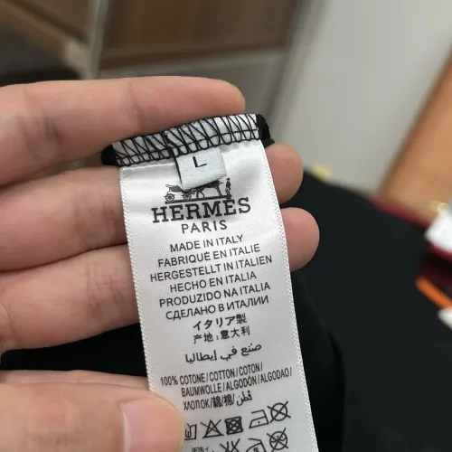 Replica Hermes T-Shirts Short Sleeved For Men #1470540 $60.00 USD for Wholesale